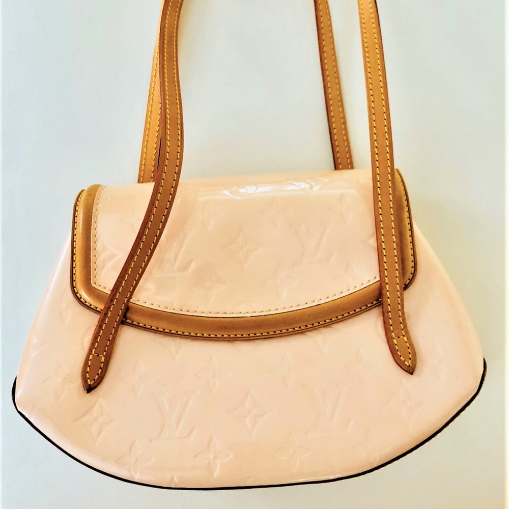 Louis Vuitton PM bag Monogram Vernis patent rose